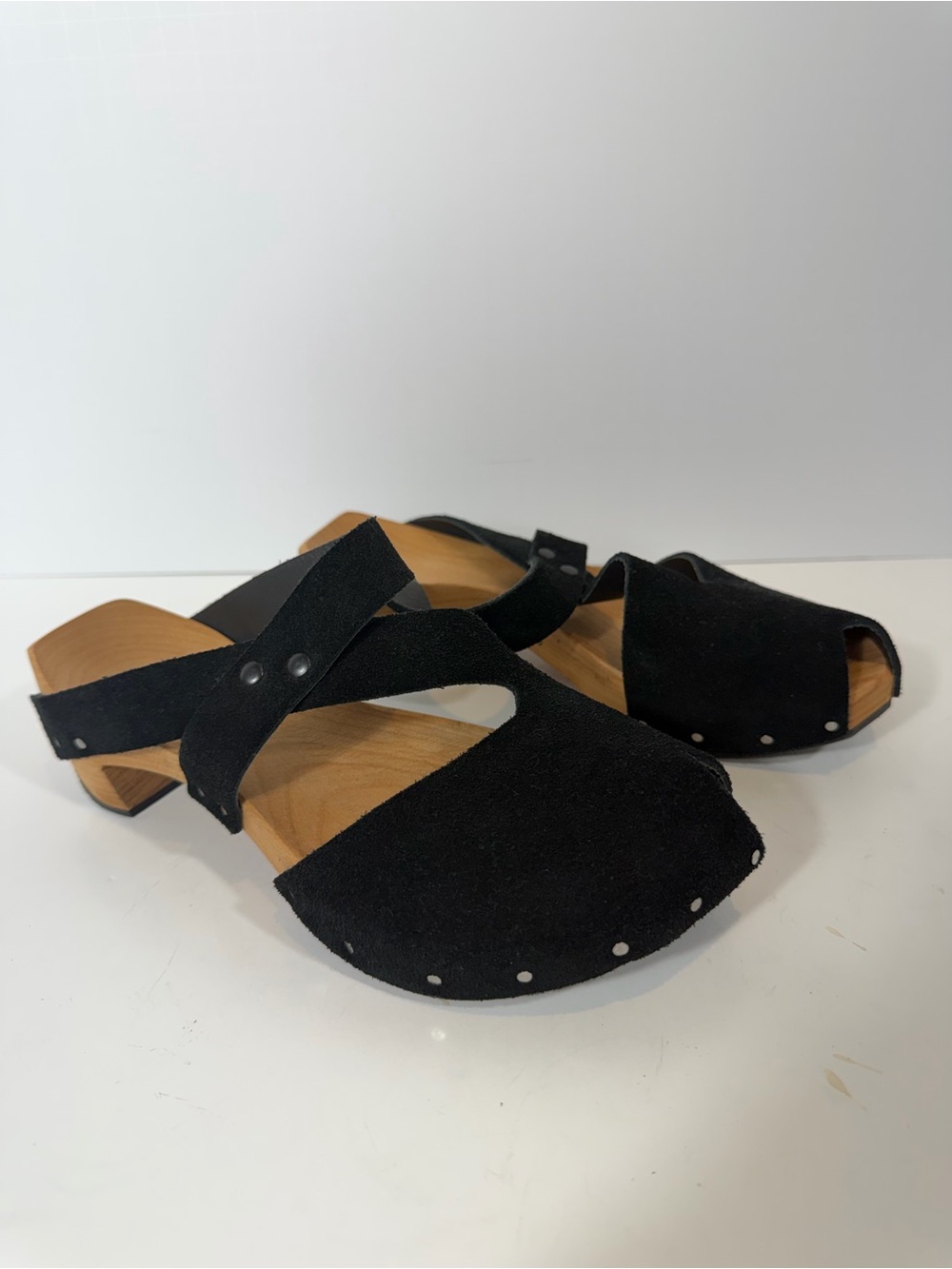 CYDWOQ Handmade USA Black Suede Wood Clog Sandals Strappy Peep Toe Size 35